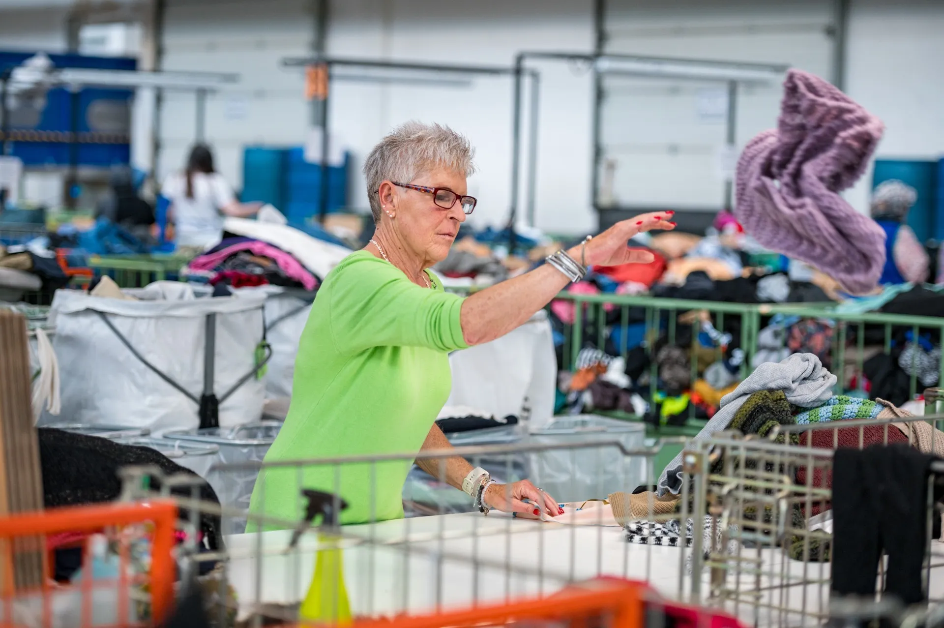 Exkursion bei Carla Hohenems - Kleidersortierung