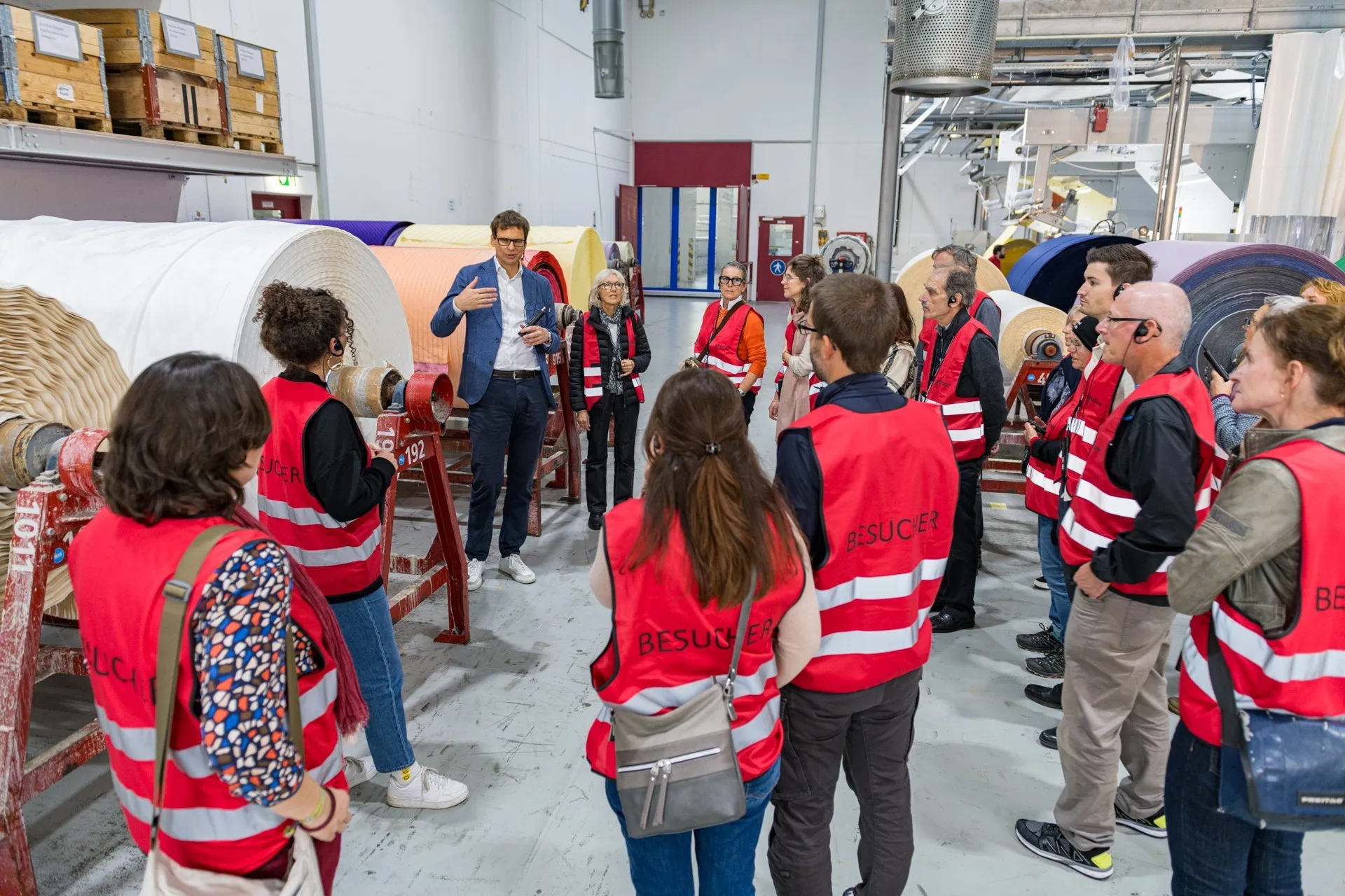 Führung bei Getzner Textil durch die Werkshallen