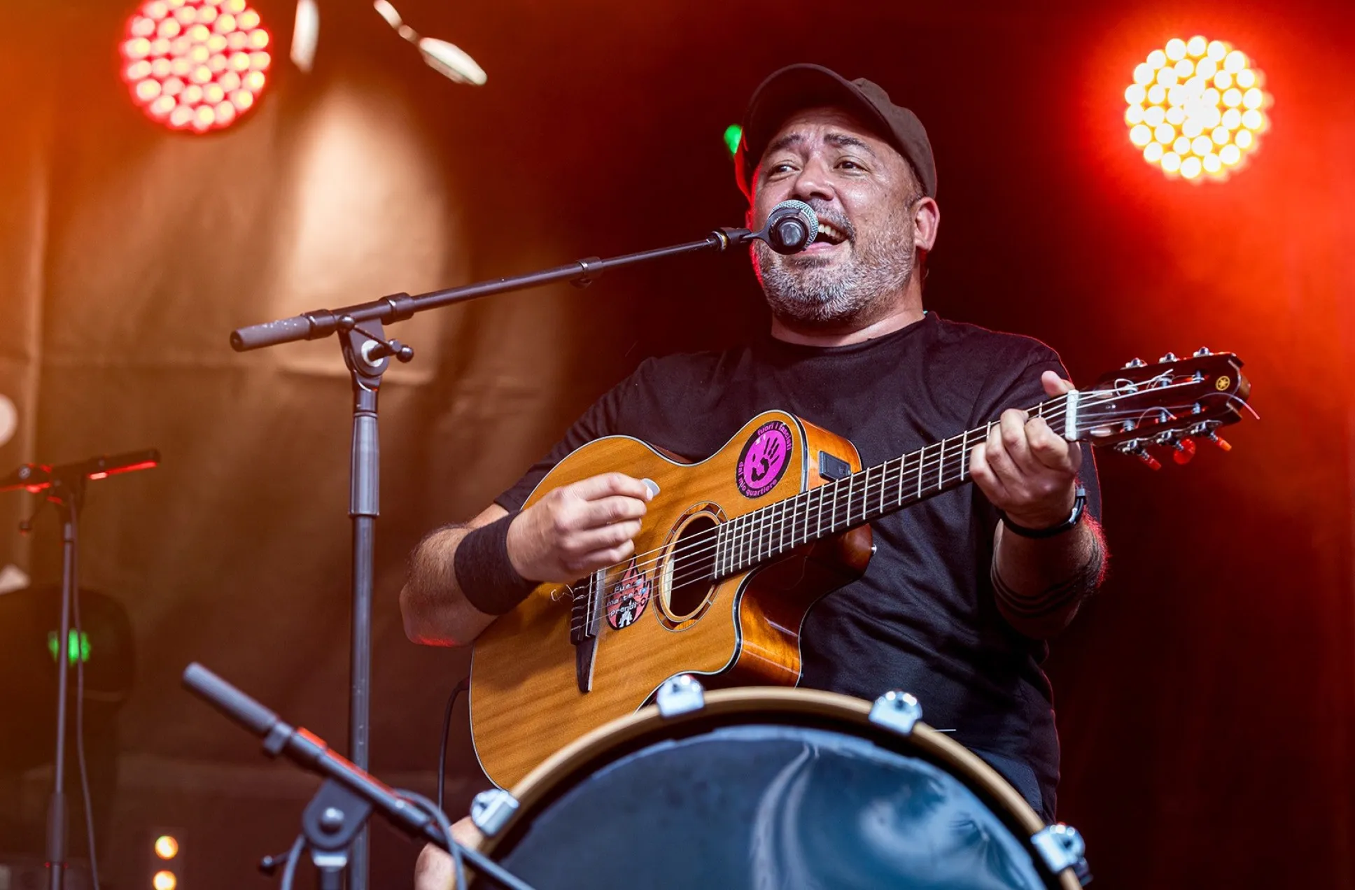 Chimango an der Gitarre