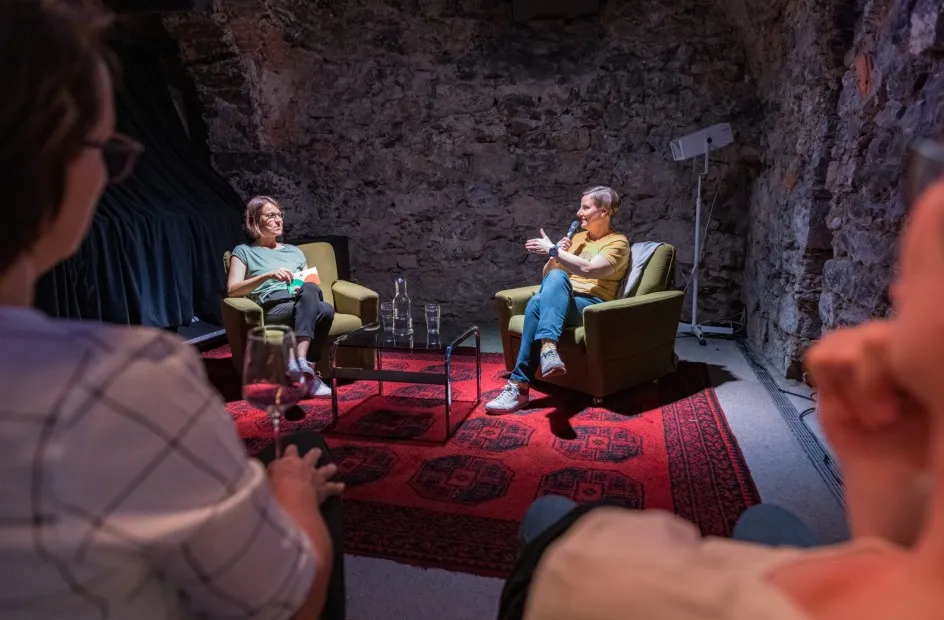 Ruth Swoboda im Gespräch mit Carmen Jurkovic Burtscher