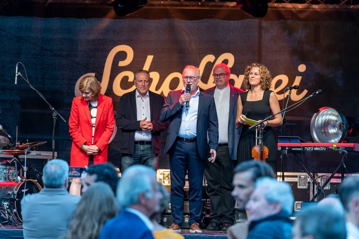 Barbara Schöbi-Fink, Hubert Hämmerle, Rainer Kekeis und Raffaela Rudigier-Gerer auf der Schaffarei Bühne