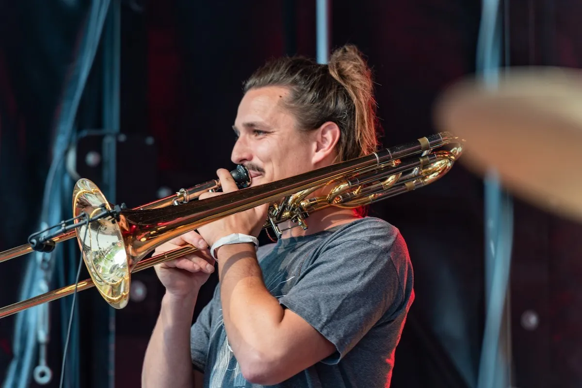 Trompeter auf der Schaffarei Bühne