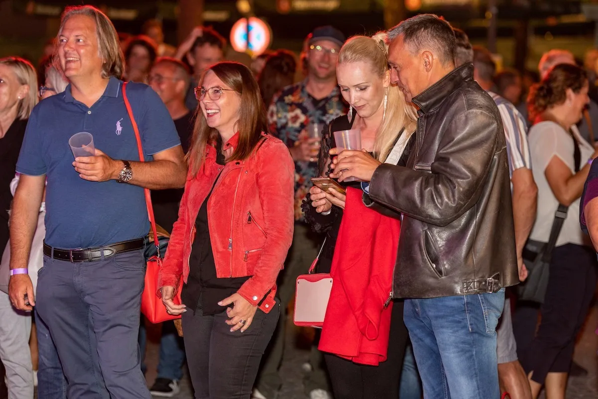 Amüsiertes Publikum