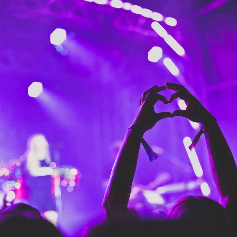 Schaffarei Festival 2025 – Samstag – MiA. auf der Bühne