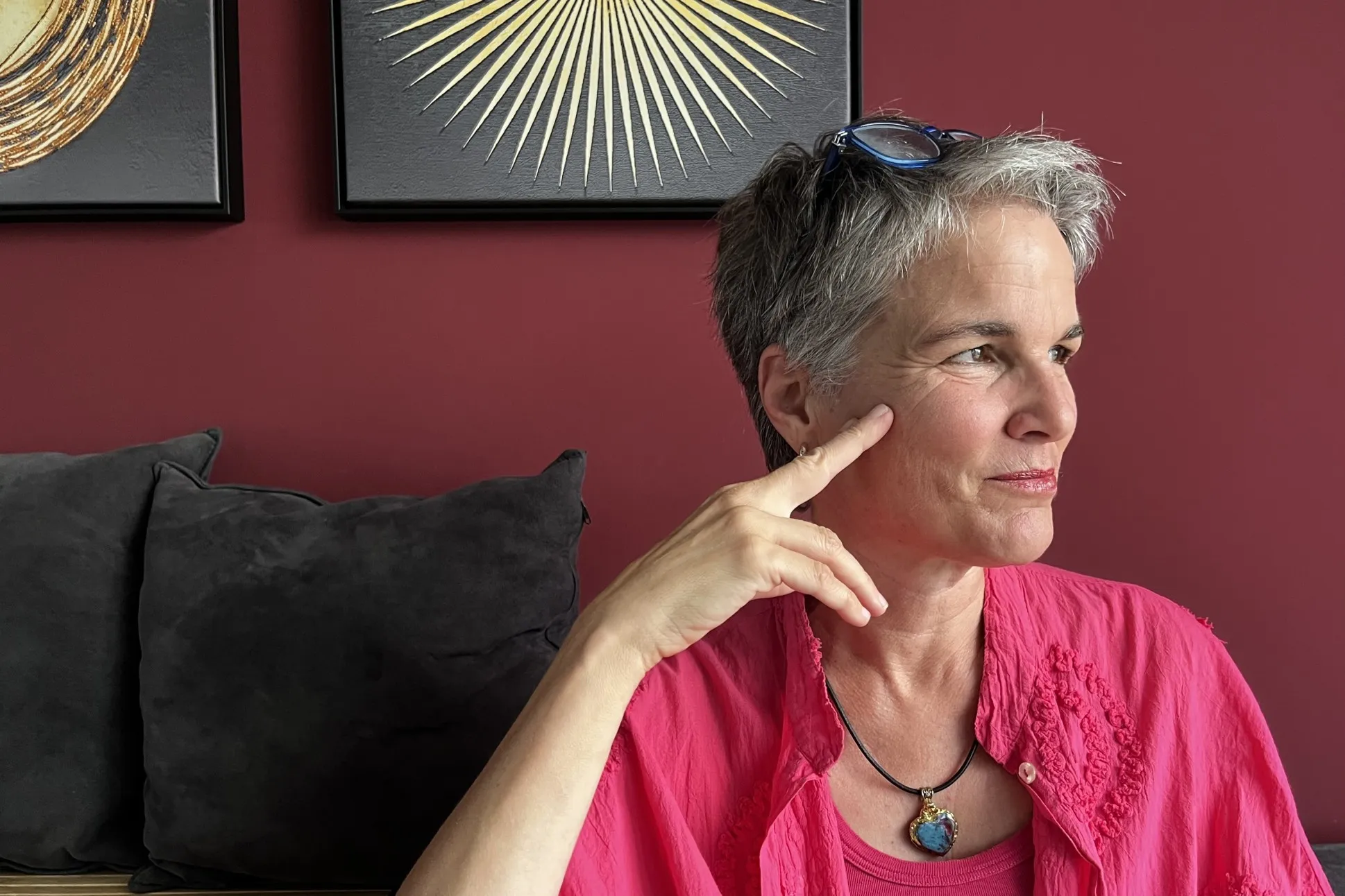 Seitliches Portrait von Heidi Sutterlüty